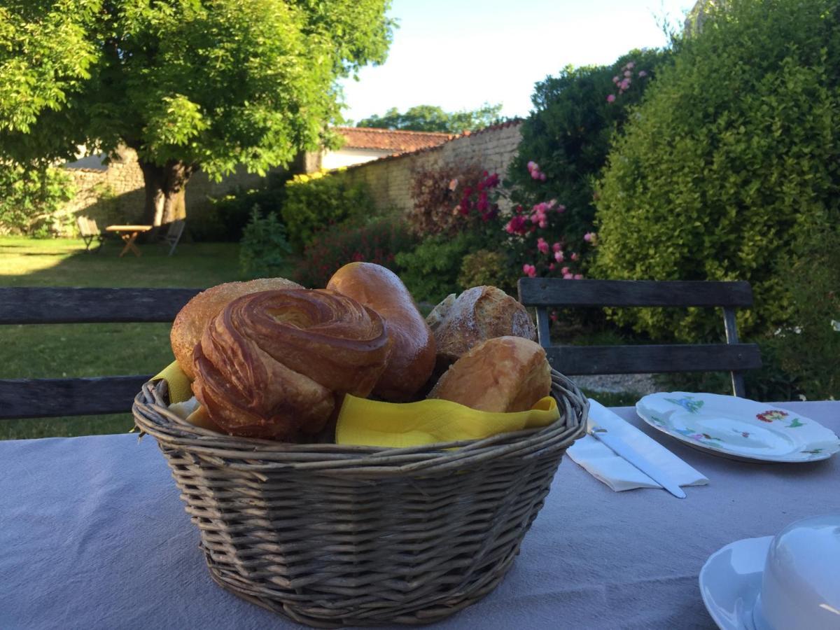 La Madeleine Bed & Breakfast La Jarrie Eksteriør bilde